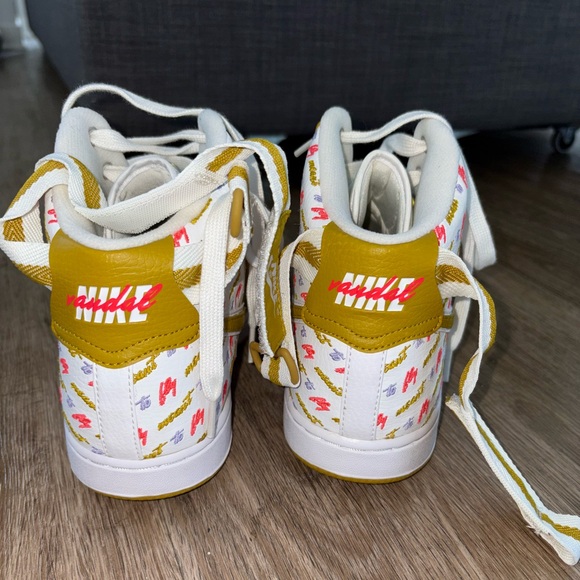 NEW Nike Vandal HI LX Shoes - Picture 6 of 8